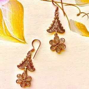 SILVER TONE ELEGANT EARRINGS—delicate, dreamy, elegant silver lace